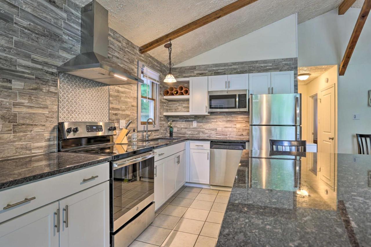 Serene Long Pond Home With Game Room And Beach Access! エクステリア 写真