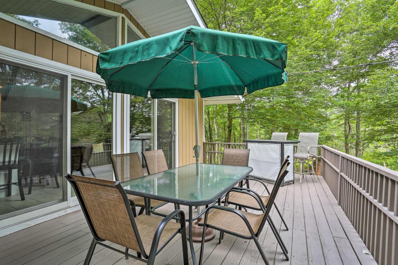 Serene Long Pond Home With Game Room And Beach Access! エクステリア 写真