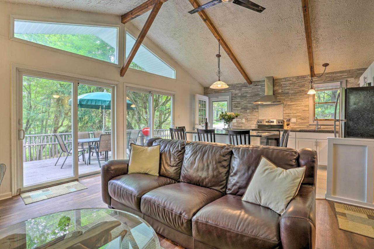 Serene Long Pond Home With Game Room And Beach Access! エクステリア 写真